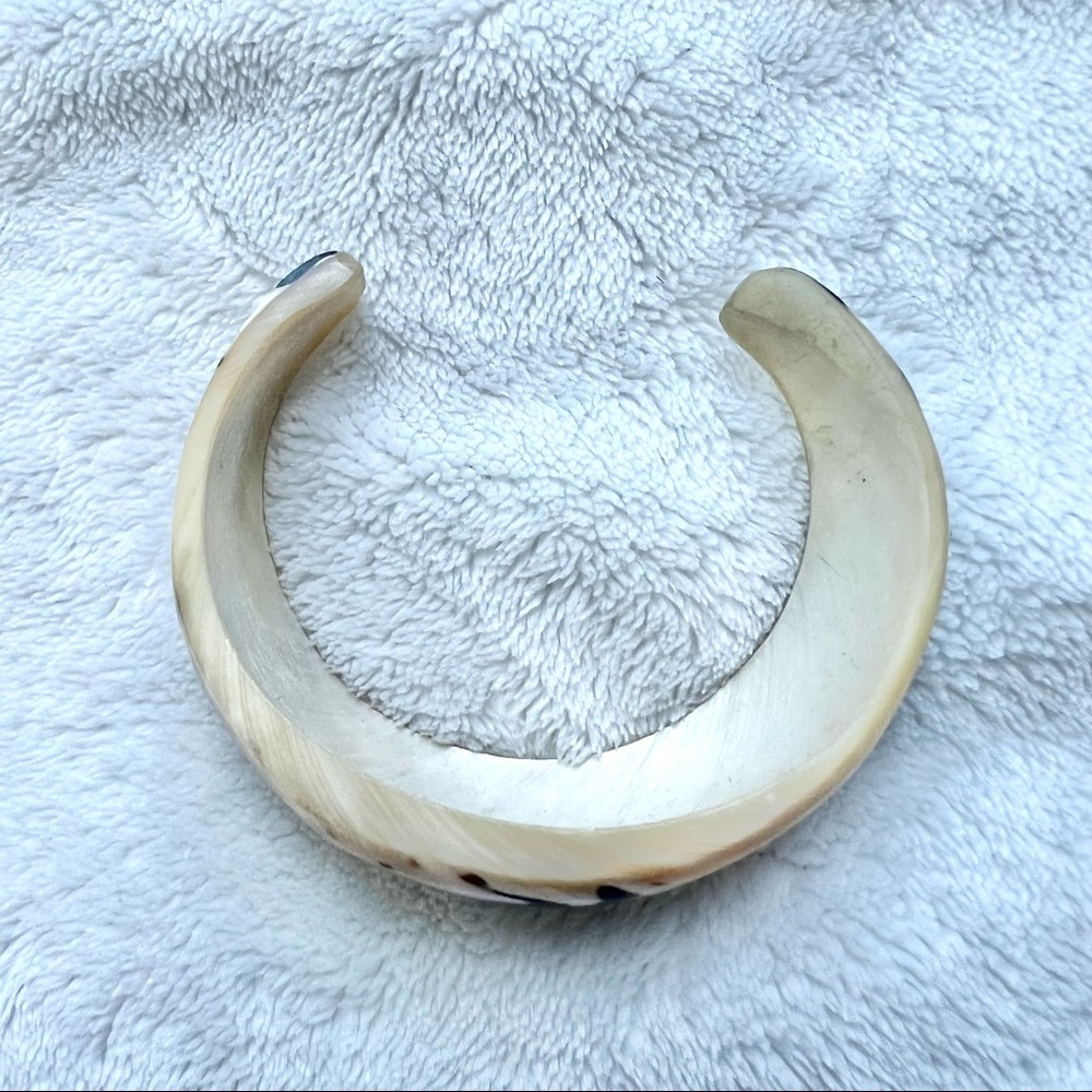 STUNNING Handmade Sea Shell Cuff π π - Picture 3 of 4